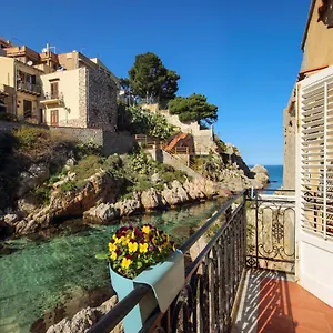 Casa Buscarini Santa Flavia